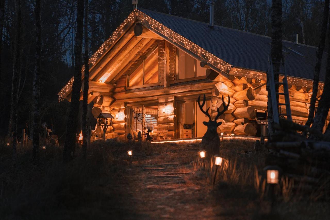 Caledonian Cabin อินเวอร์การ์รี ภายนอก รูปภาพ