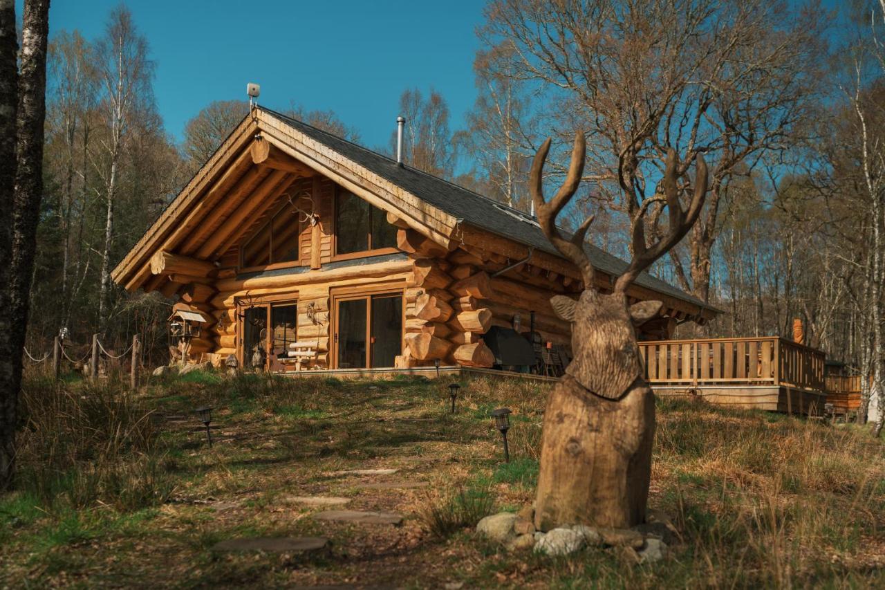 Caledonian Cabin อินเวอร์การ์รี ภายนอก รูปภาพ