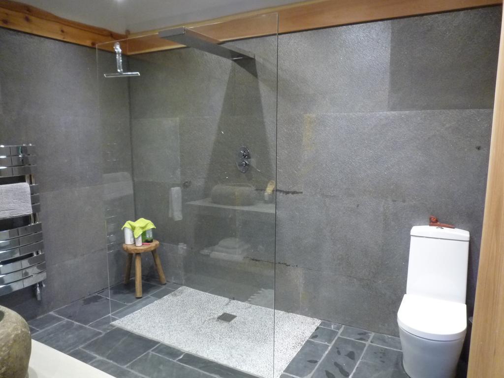Caledonian Cabin อินเวอร์การ์รี ภายนอก รูปภาพ